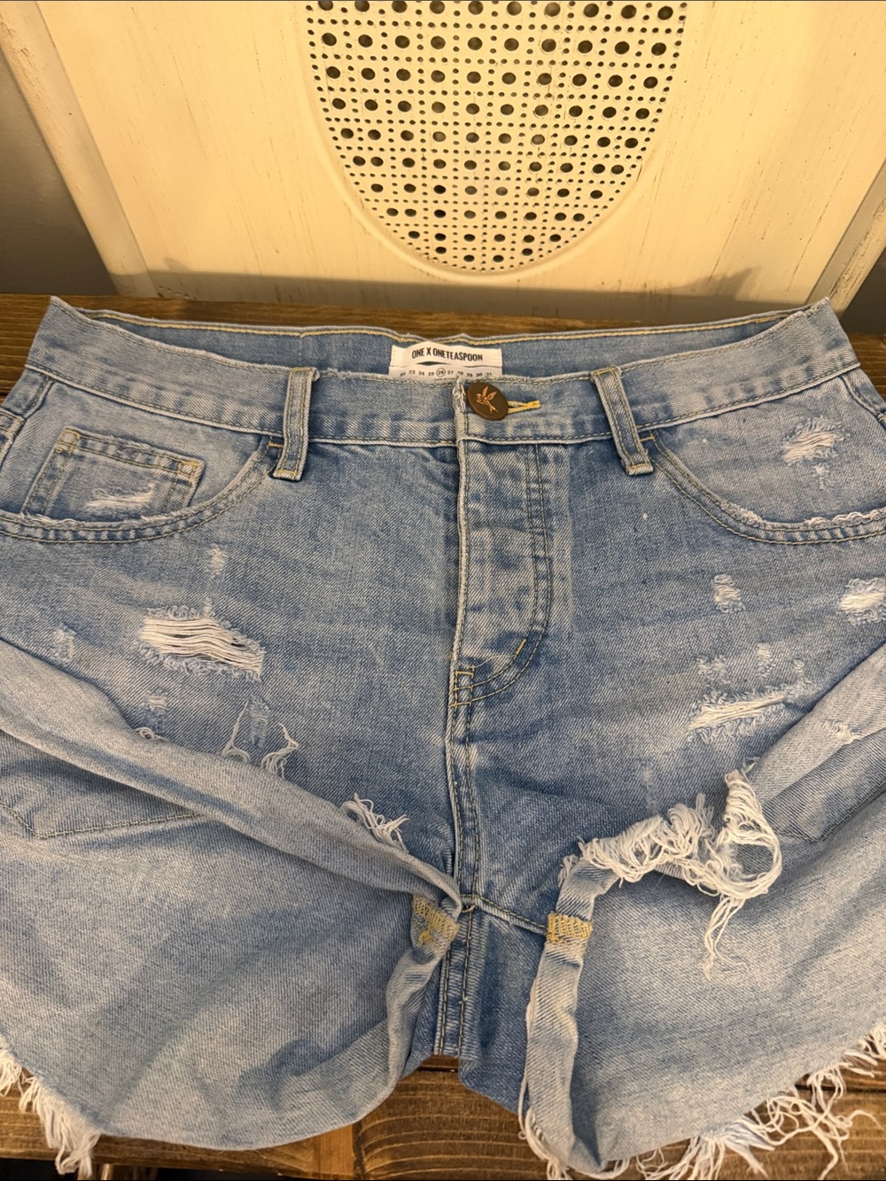 One Teaspoon Light Blue Distressed Denim Cutoff Shorts Sz 26